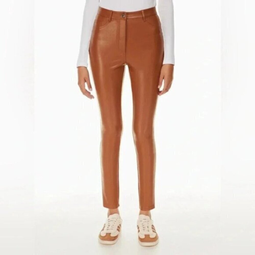 Aritzia Wilfred women’s Pant faux leather business casual office neutral work